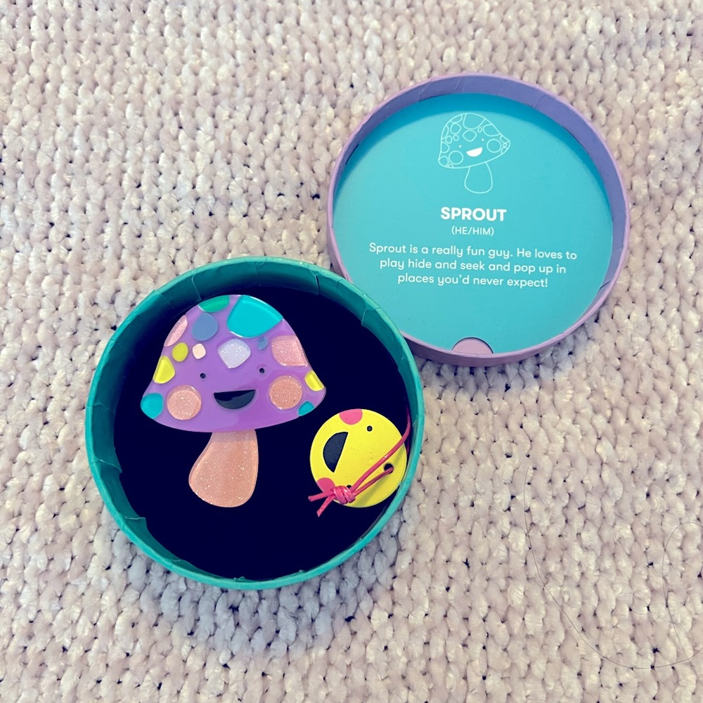 NWT Erstwilder Sprout Brooch